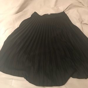 H&M High waisted pleated skirt.
